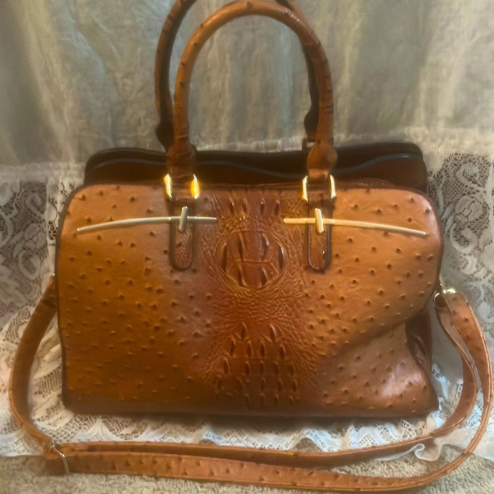 Dasein Leather Purse